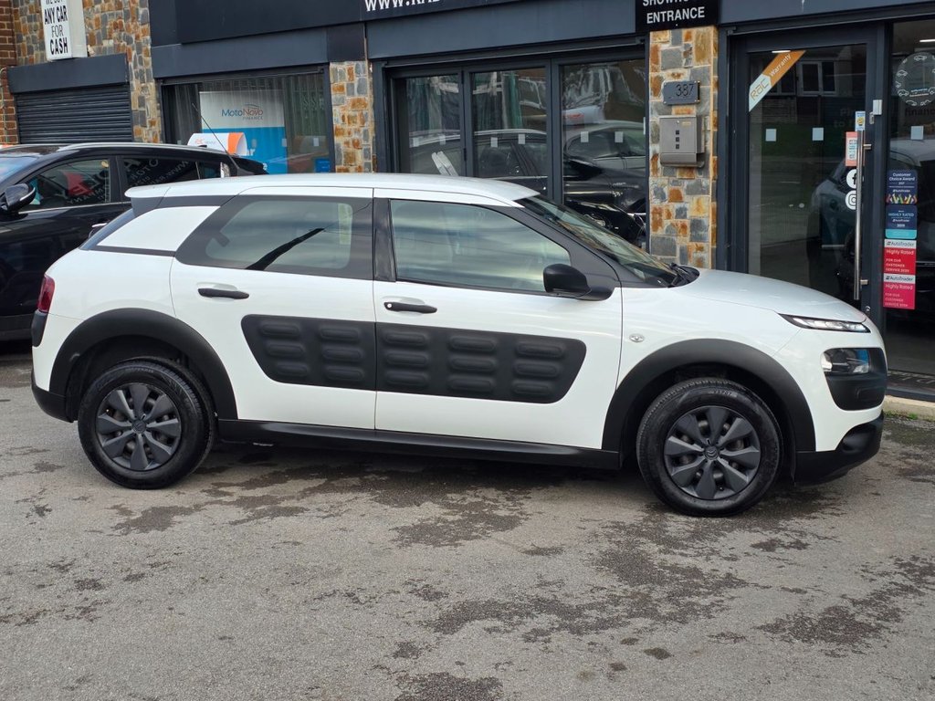 Used Citroen C4 Cactus 2017 for sale - 76520437: Photo 8