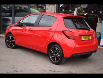 Used Toyota Yaris 2015 for sale - 74569832: Photo