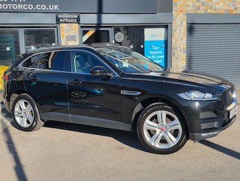 Used Jaguar F-Pace 2019 for sale - 78358248: Photo