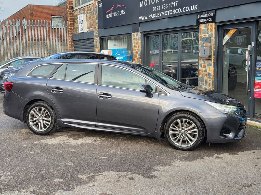 Used Toyota Avensis 2015 for sale - 76731240: Photo 17