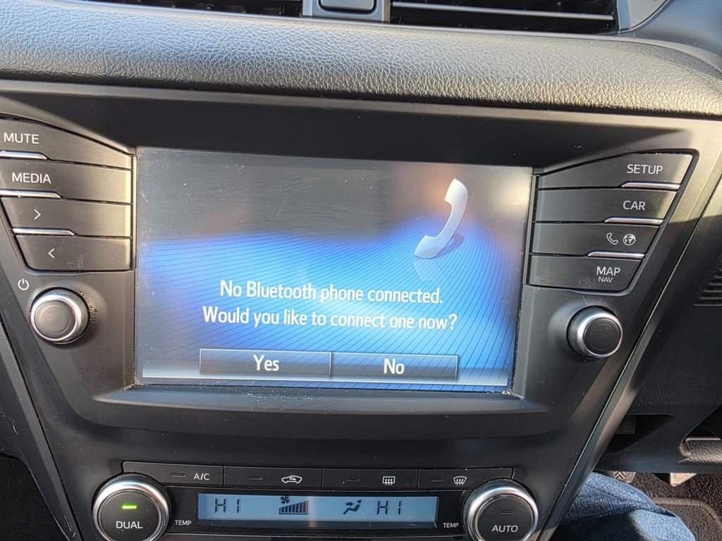 Used Toyota Avensis 2015 for sale - 76731240: Photo 23