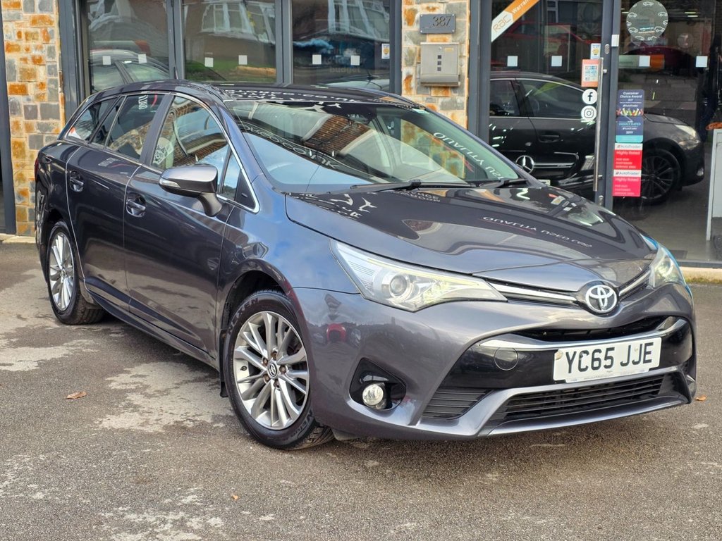 Used Toyota Avensis 2015 for sale - 76731240: Photo 3