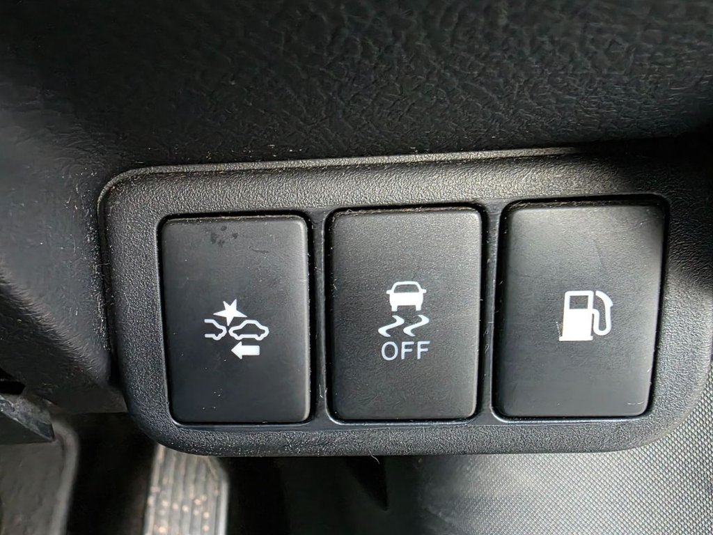 Used Toyota Avensis 2015 for sale - 76731240: Photo 32