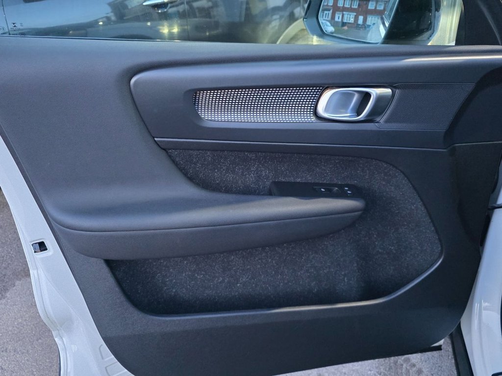 Used Volvo XC40 2020 for sale - 77328154: Photo 31