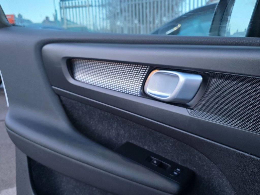 Used Volvo XC40 2020 for sale - 77328154: Photo 32