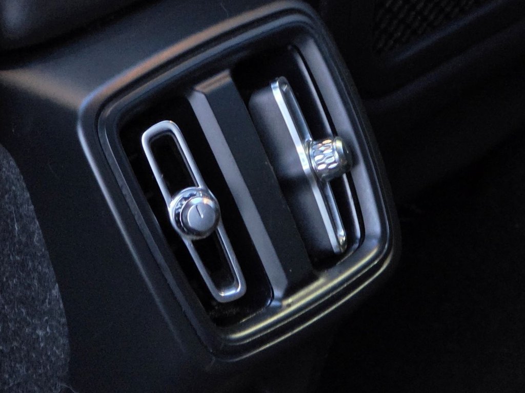 Used Volvo XC40 2020 for sale - 77328154: Photo 36