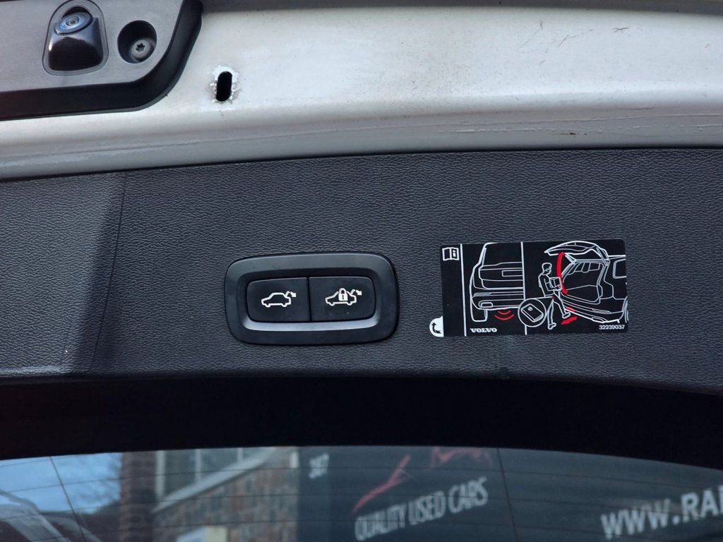 Used Volvo XC40 2020 for sale - 77328154: Photo 39