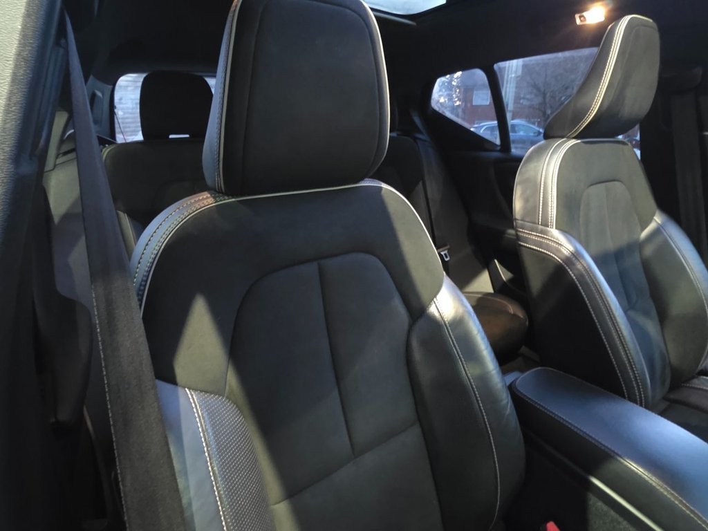 Used Volvo XC40 2020 for sale - 77328154: Photo 47