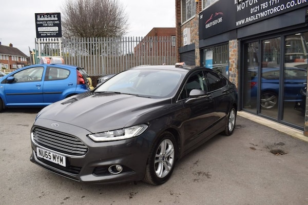 Used Ford Mondeo 2015 for sale - 76176192: Photo 2