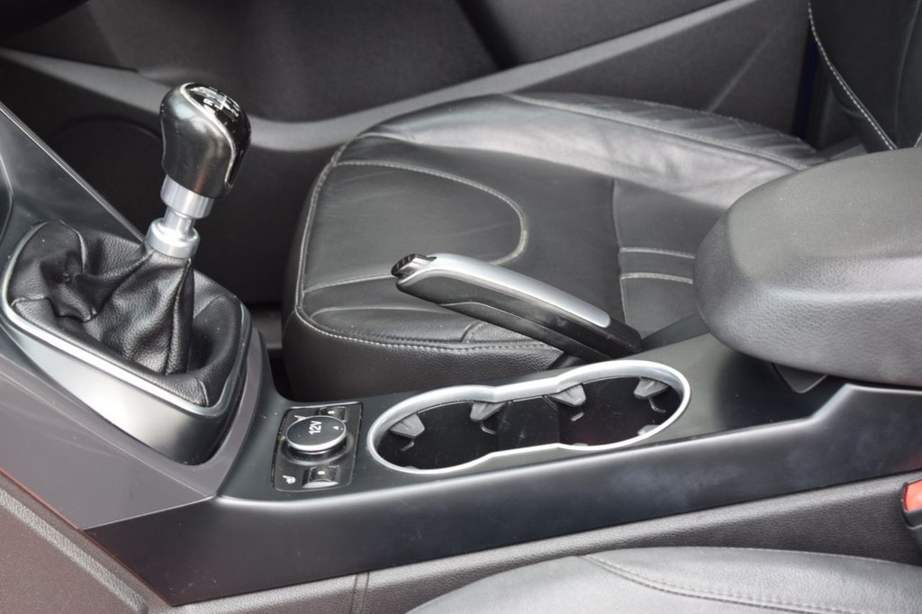 Used Ford Kuga 2015 for sale - 76009191: Photo 37