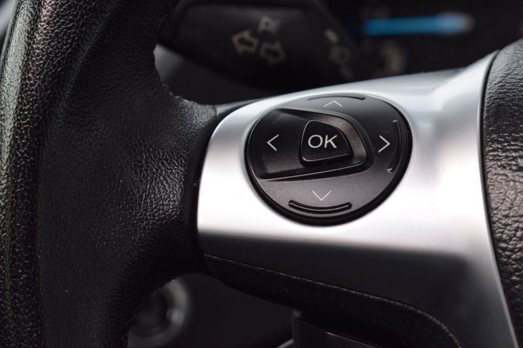 Used Ford Kuga 2015 for sale - 76009191: Photo 44
