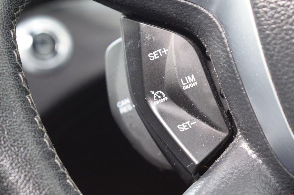 Used Ford Kuga 2015 for sale - 76009191: Photo 45