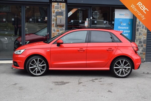 Used Audi A1 2017 for sale - 76105672: Photo 2