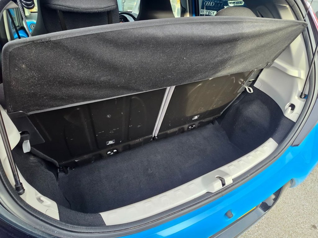 Used Toyota AYGO 2019 for sale - 77525950: Photo 38