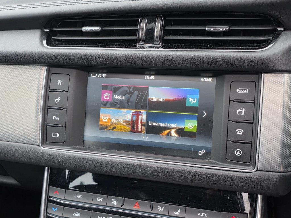 Used Jaguar XF 2017 for sale - 77795039: Photo 40