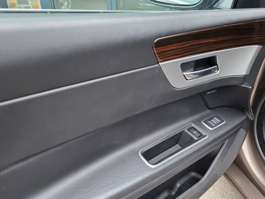 Used Jaguar XF 2017 for sale - 77795039: Photo 46