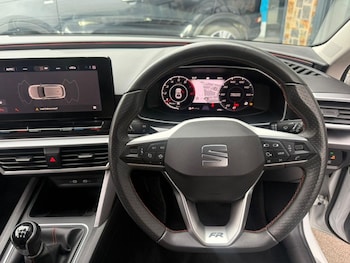 Used SEAT Leon 2021 for sale - 76304137: Photo 3