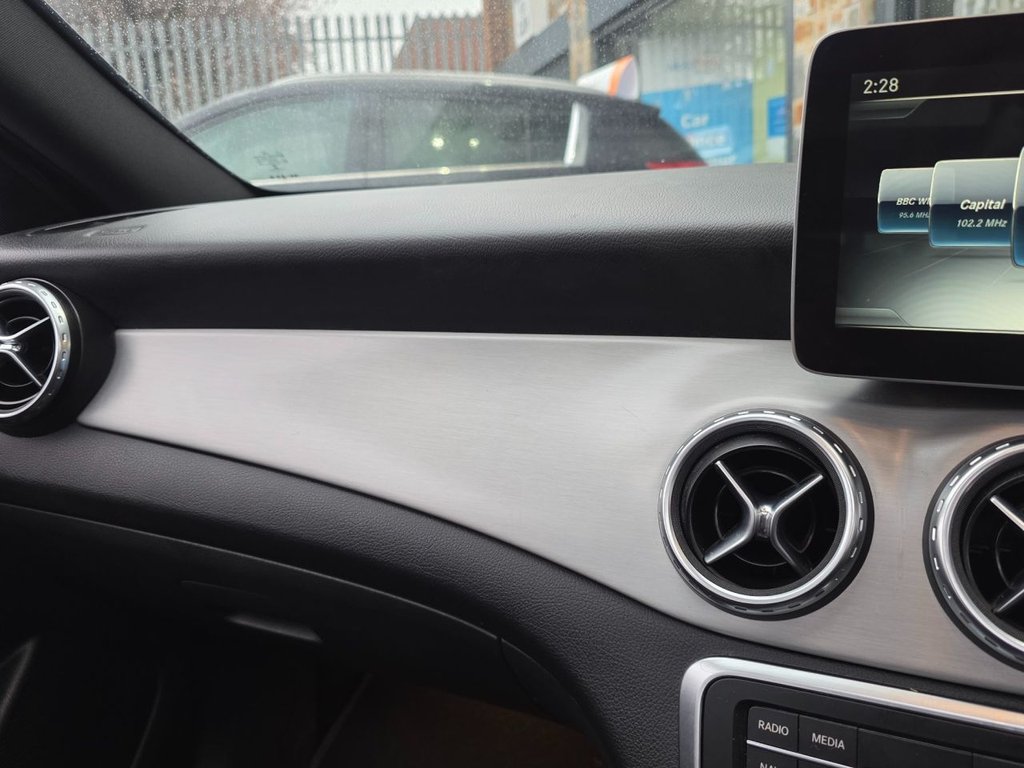 Used Mercedes-Benz GLA 2016 for sale - 76590854: Photo 42