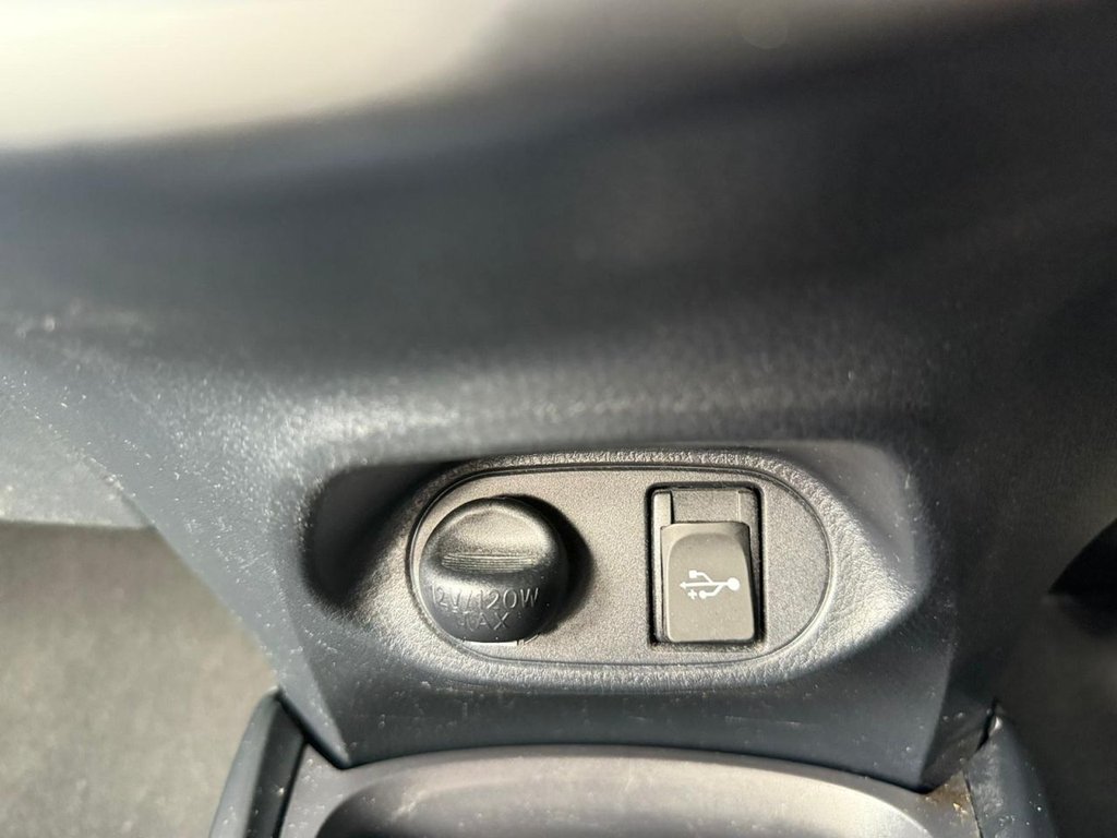 Used Toyota Yaris 2018 for sale - 77139479: Photo 48