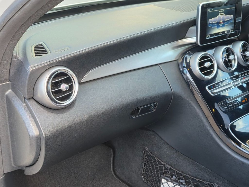 Used Mercedes-Benz C Class 2015 for sale - 77885008: Photo 35