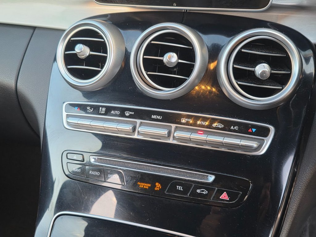 Used Mercedes-Benz C Class 2015 for sale - 77885008: Photo 9