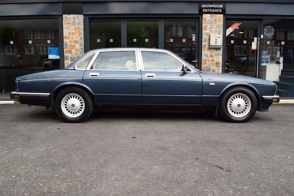 Used Jaguar XJ 1989 for sale - 76185302: Photo 1