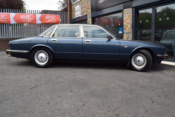 Used Jaguar XJ 1989 for sale - 76185302: Photo 24