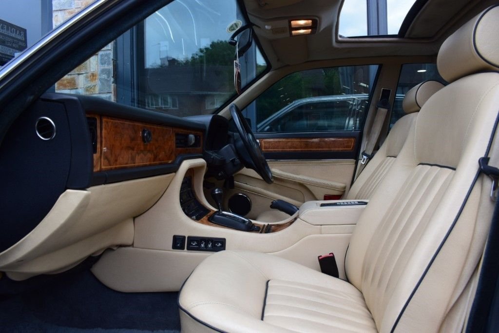 Used Daimler Sovereign 1989 for sale - 76185302: Photo 41