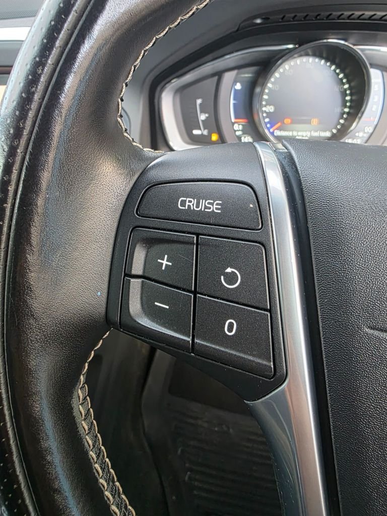 Used Volvo XC60 2017 for sale - 76470207: Photo 26