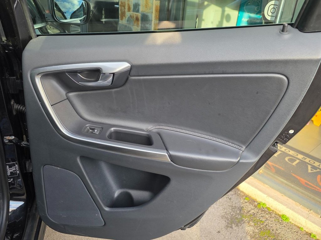 Used Volvo XC60 2017 for sale - 76470207: Photo 39