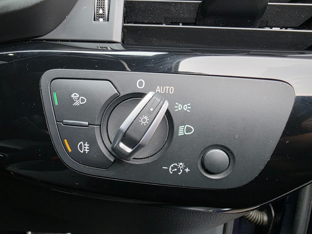 Used Audi A4 2022 for sale - 77075511: Photo 40