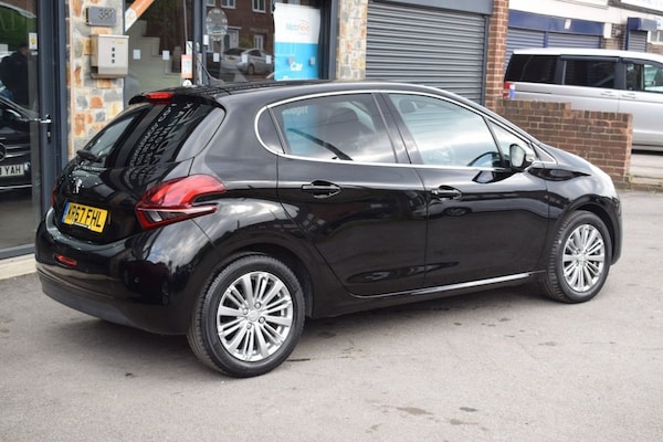Used Peugeot 208 2017 for sale - 76245142: Photo 27