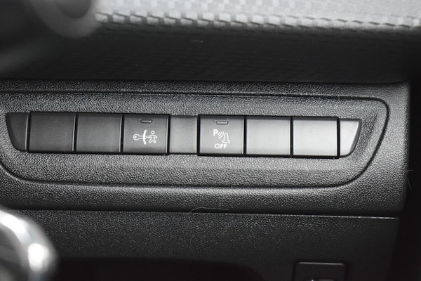 Used Peugeot 208 2017 for sale - 76245142: Photo 38