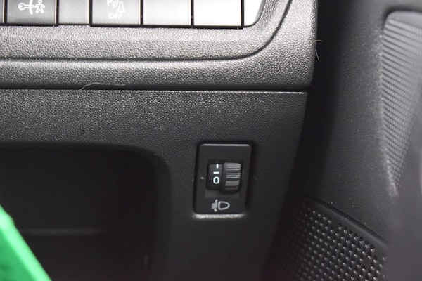 Used Peugeot 208 2017 for sale - 76245142: Photo 39