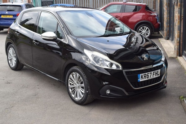 Used Peugeot 208 2017 for sale - 76245142: Photo 3