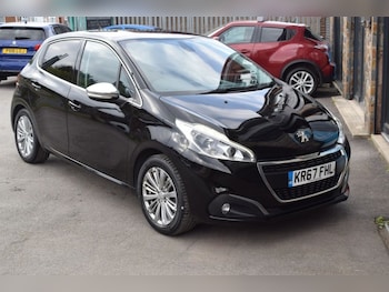 Used Peugeot 208 2017 for sale - 76245142: Photo 3