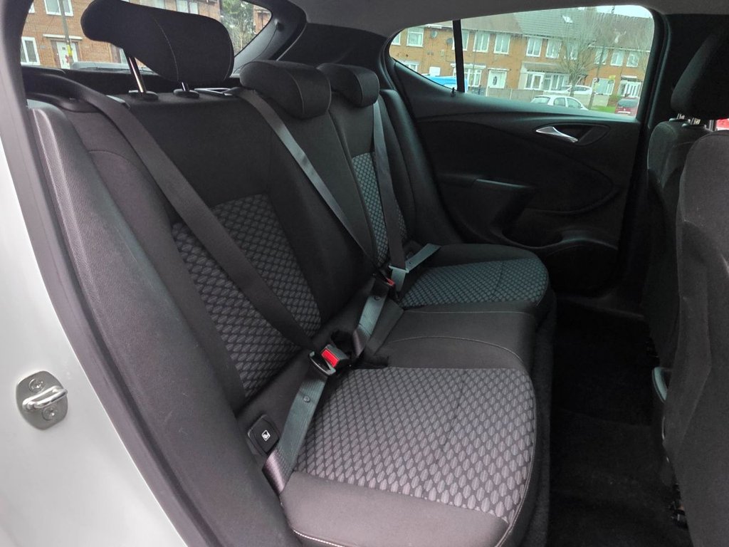 Used Vauxhall Astra 2019 for sale - 77075503: Photo 12