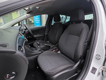 Used Vauxhall Astra 2019 for sale - 77075503: Photo