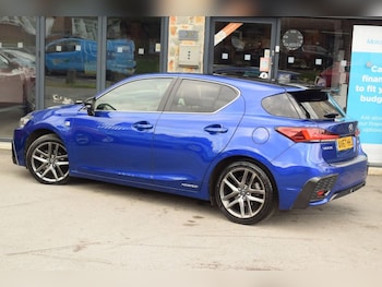 Used Lexus CT 2017 for sale - 75347562: Photo