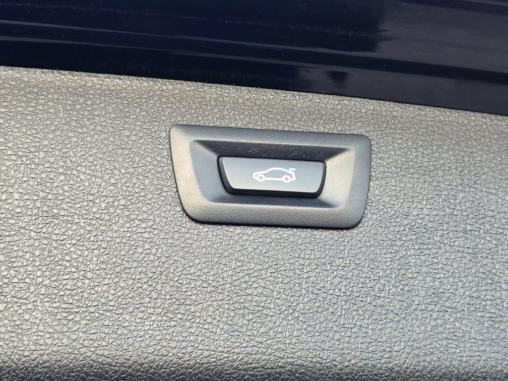 Used BMW 3 Series 2019 for sale - 77941744: Photo 41