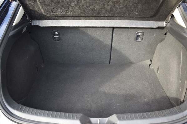 Used Mazda Mazda3 2015 for sale - 76147931: Photo 34