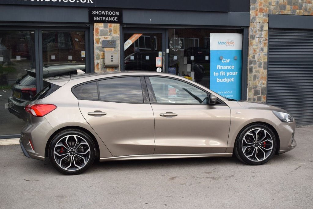 Used Ford Focus 2019 for sale - 76386040: Photo 17