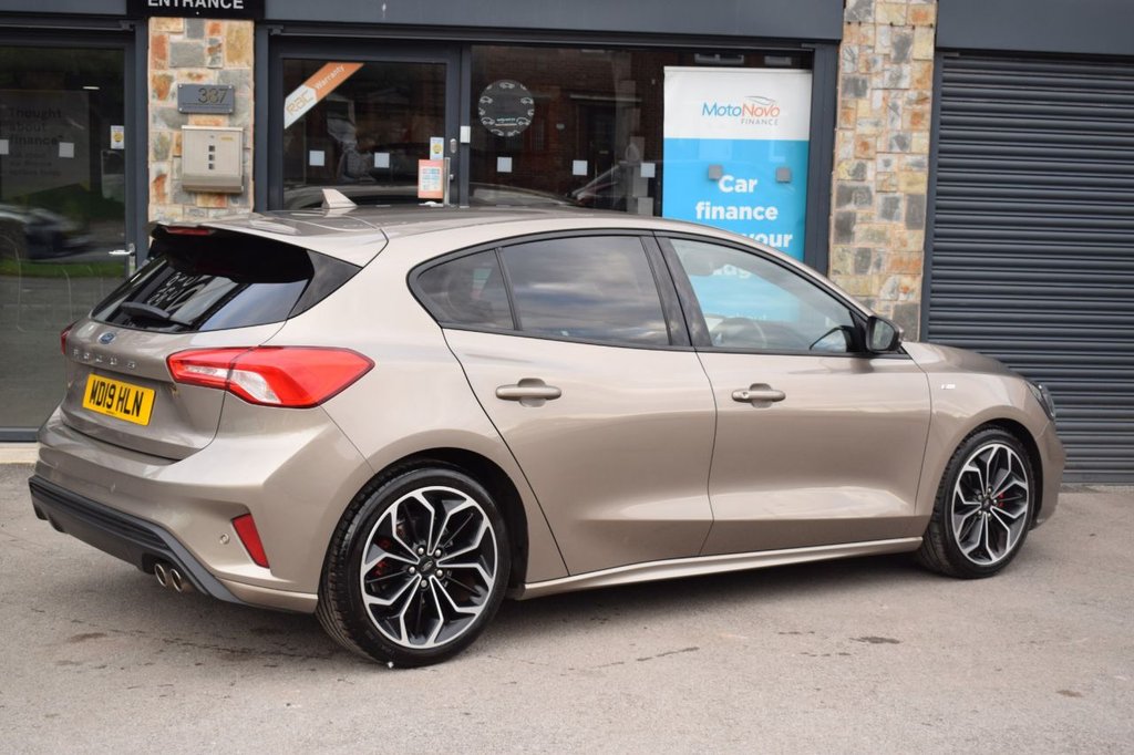 Used Ford Focus 2019 for sale - 76386040: Photo 7