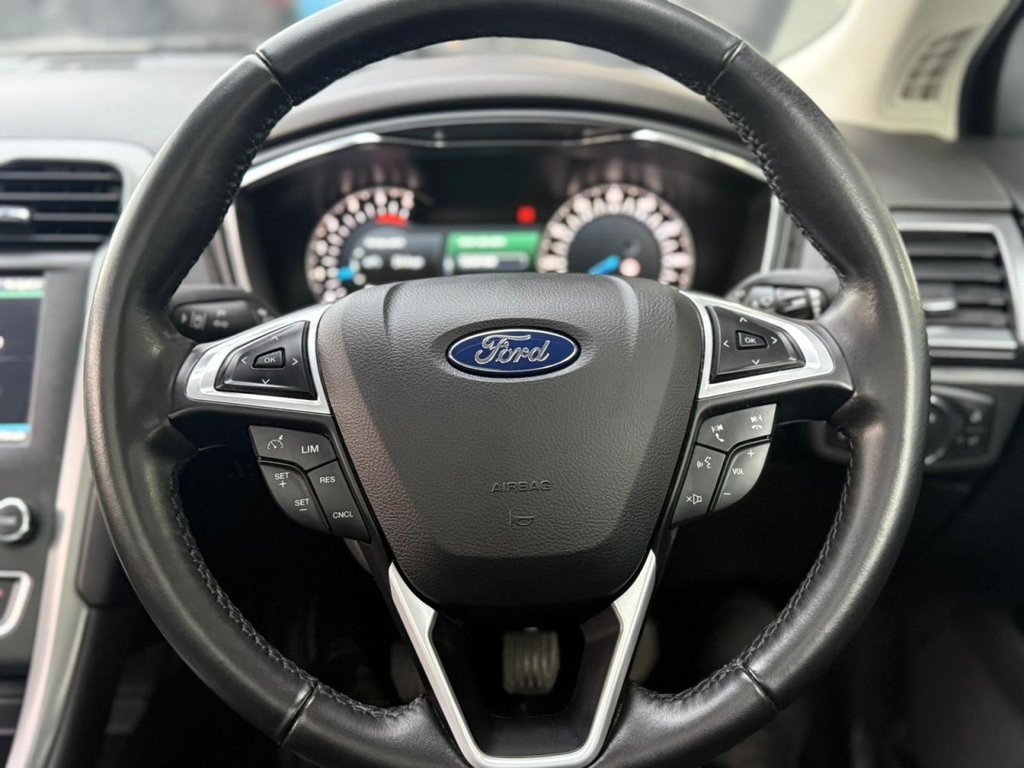 Used Ford Mondeo 2015 for sale - 76406653: Photo 31