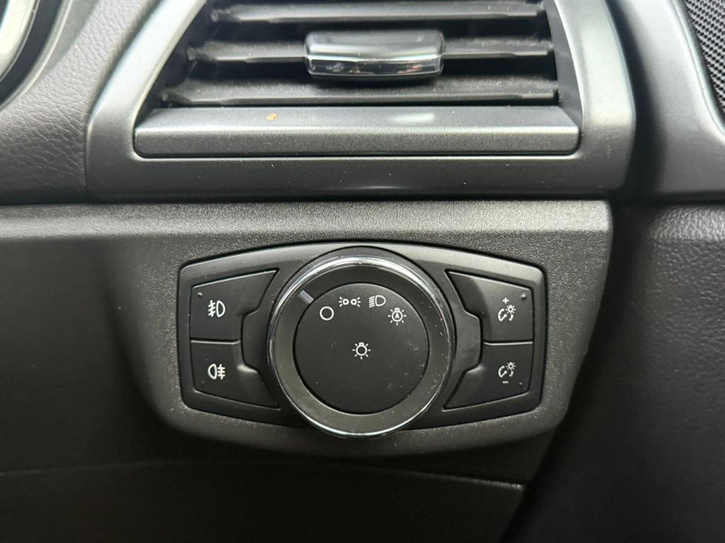 Used Ford Mondeo 2015 for sale - 76406653: Photo 38