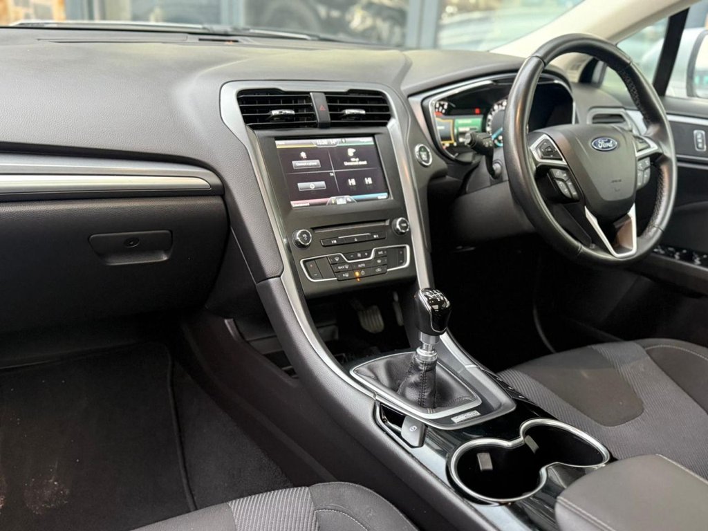 Used Ford Mondeo 2015 for sale - 76406653: Photo 41