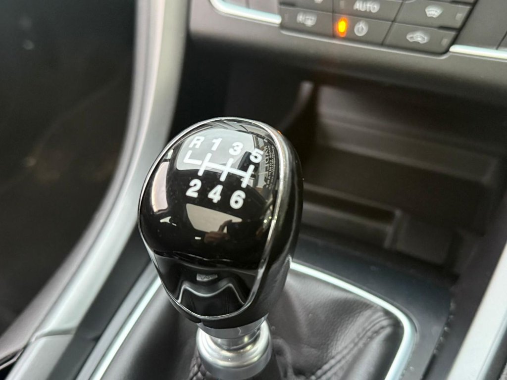 Used Ford Mondeo 2015 for sale - 76406653: Photo 44