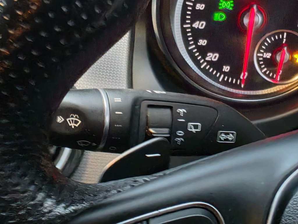 Used Mercedes-Benz GLA 2018 for sale - 76798149: Photo 18