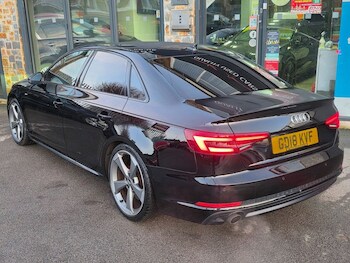 Used Audi A4 2018 for sale - 76914807: Photo