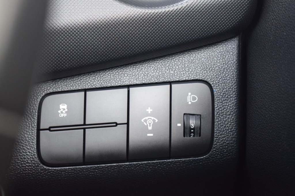 Used Hyundai i10 2019 for sale - 76279596: Photo 43
